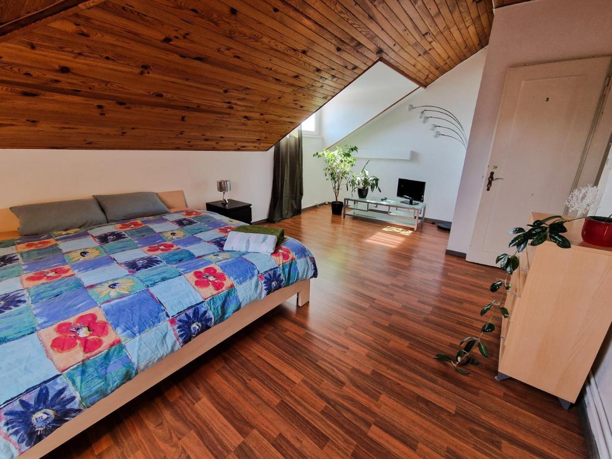 Beautiful Aparment Next To The Border 4 Room Saint-Louis  Bagian luar foto